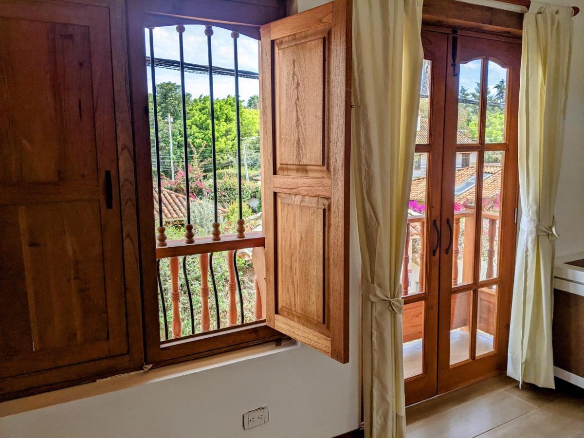 Off Hostel Вілья-де-Лейва Екстер'єр фото