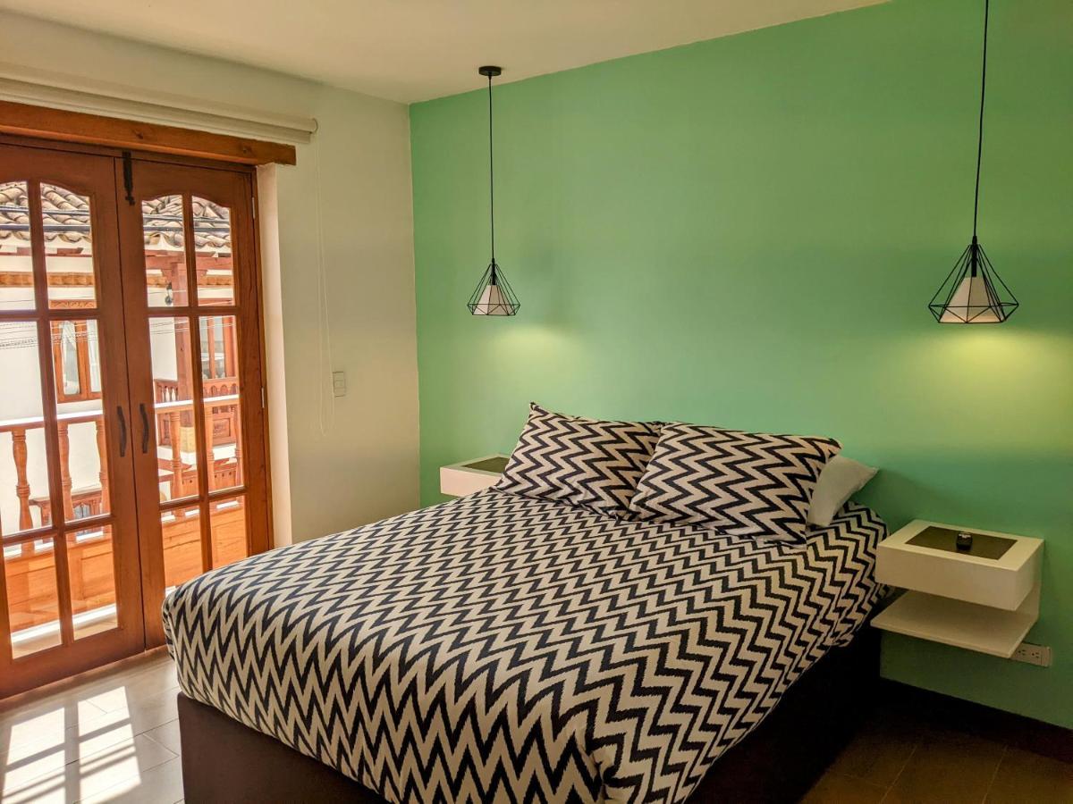 Off Hostel Вілья-де-Лейва Екстер'єр фото